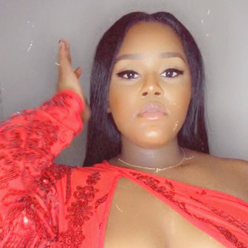 Meet your Posher, Missynira